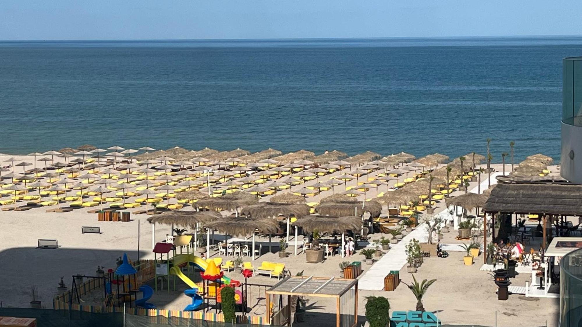 Infinite Sea View Studio Mamaia Exteriör bild